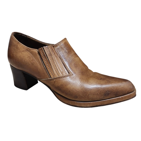 Womens 7 GUESS GEORGES MARCIANO Western‎ Ankle Boots Booties Brown Leather Shoes - Picture 1 of 10
